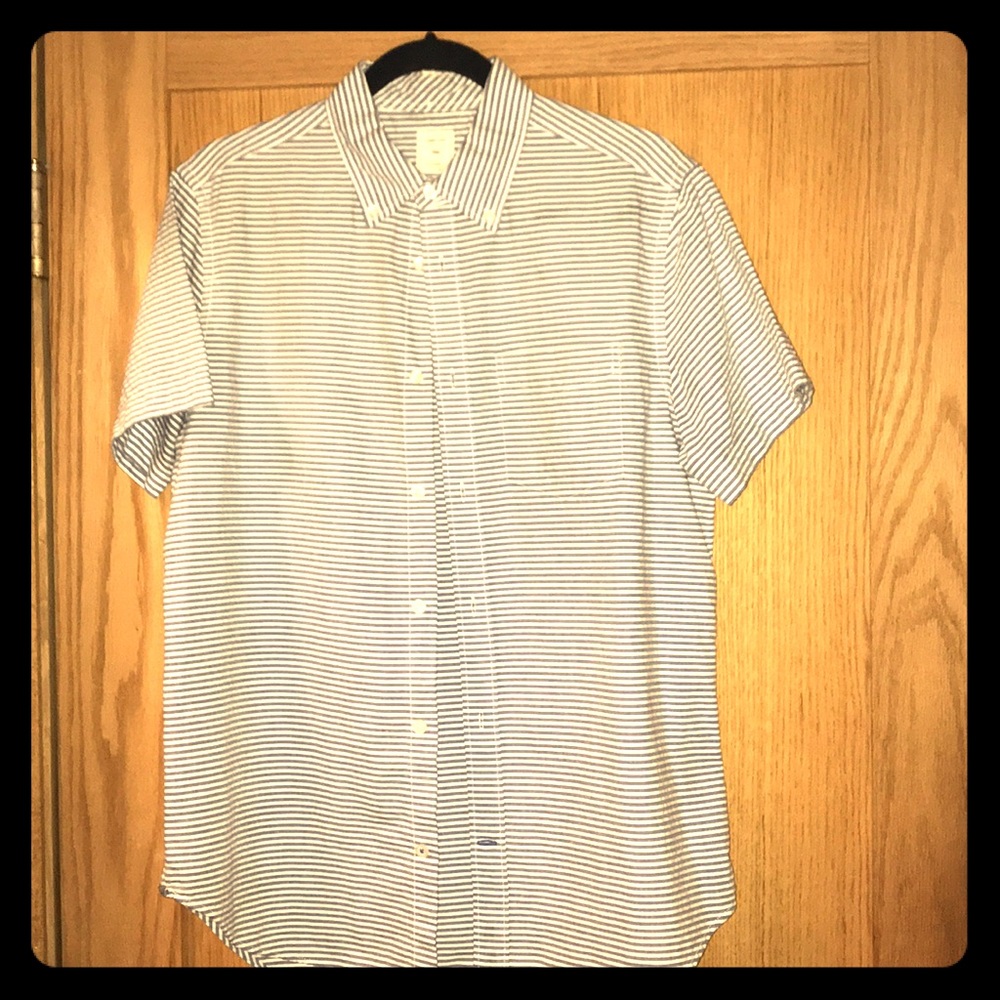 GAP | Blue and white stripped button down